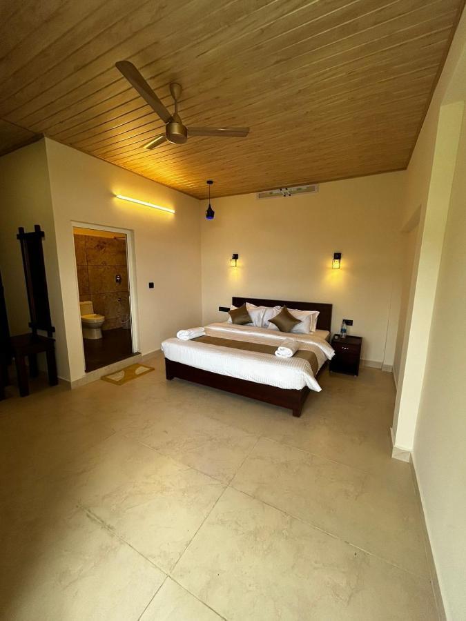 Wild Elephant Resort Kallar Vattiyar Exterior foto