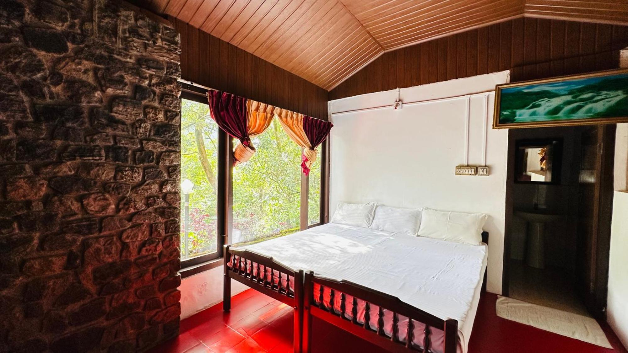 Wild Elephant Resort Kallar Vattiyar Exterior foto