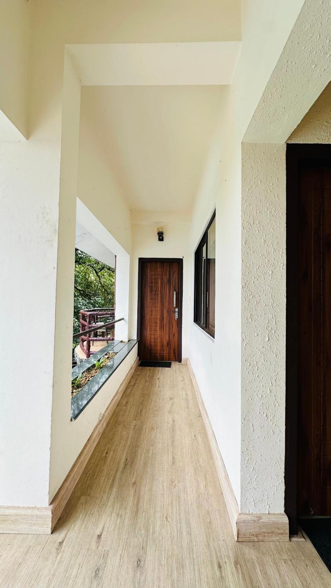 Wild Elephant Resort Kallar Vattiyar Exterior foto