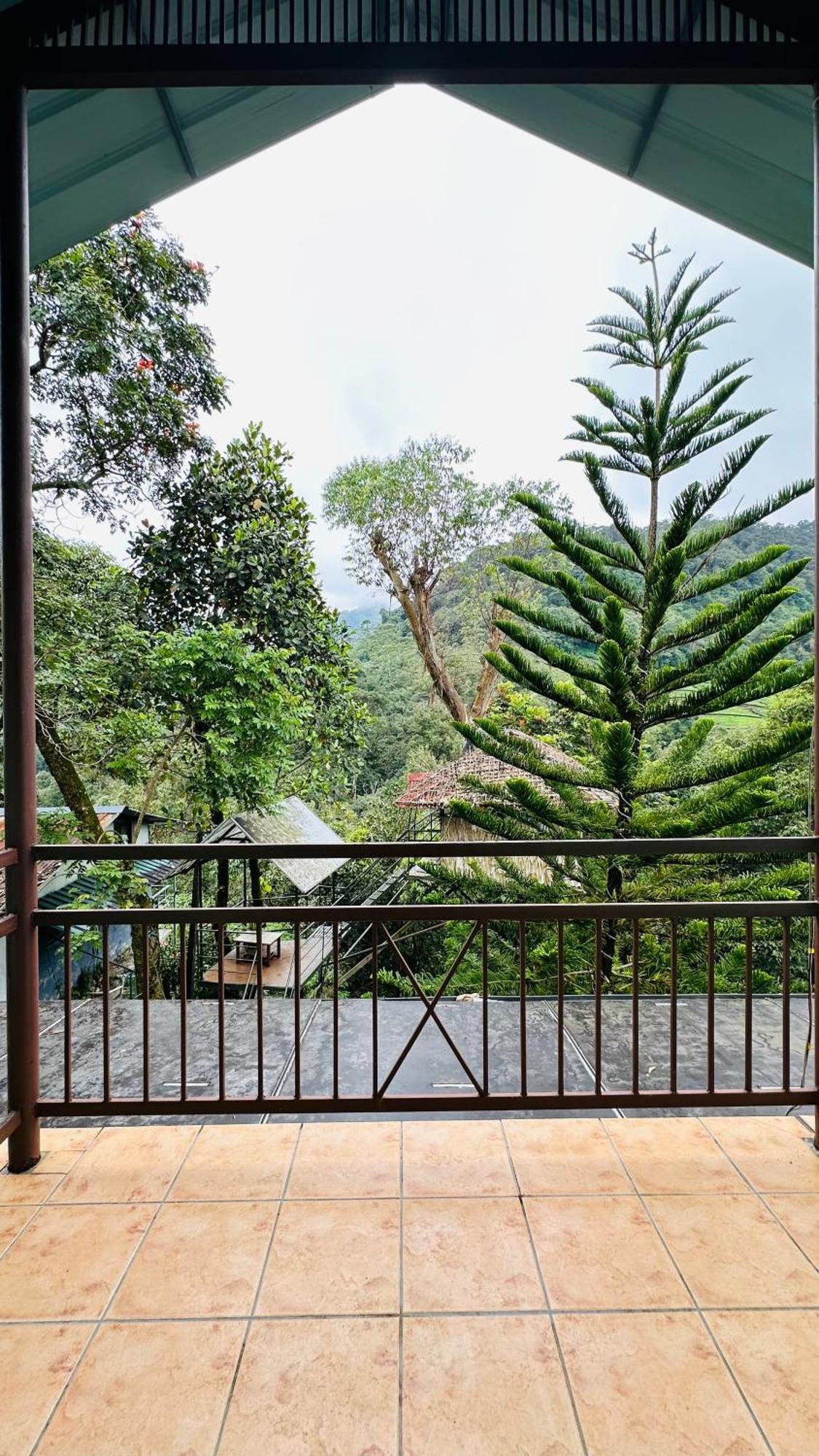 Wild Elephant Resort Kallar Vattiyar Exterior foto
